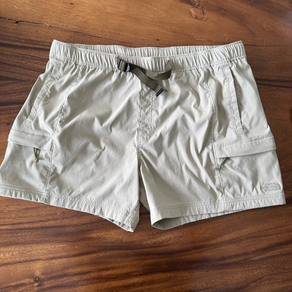 The North Face Men Beige Cargo Shorts Size XL